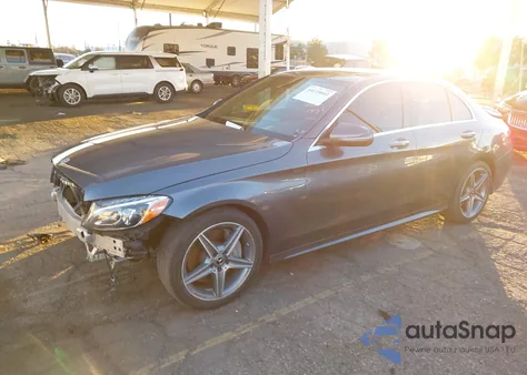 2018 Mercedes-Benz C 300 from USA, damaged, VIN 55SWF4JB4JU235650